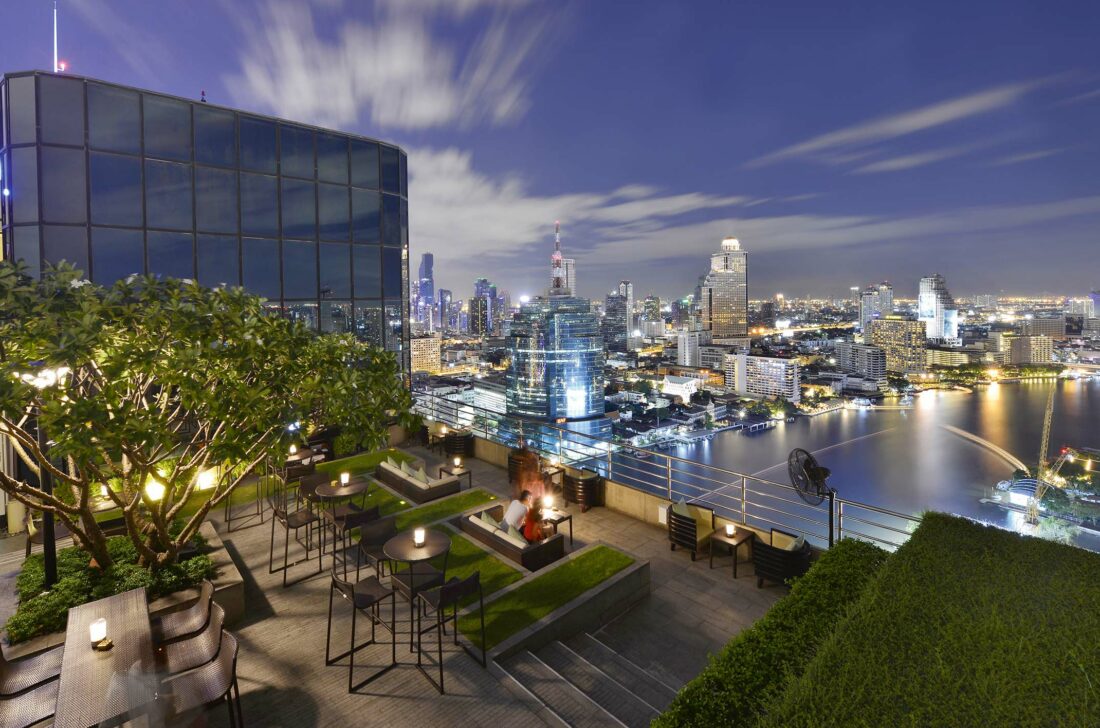Three Sixty Lounge im Millennium Hilton Bangkok Hotel