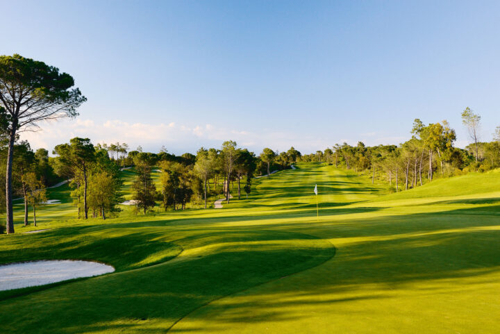 Der Tour Course in Camiral