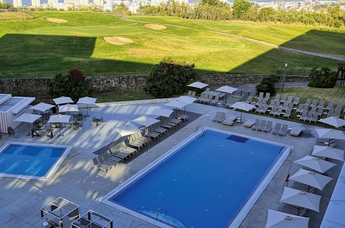 Crowne Plaza Caparica Lisbon